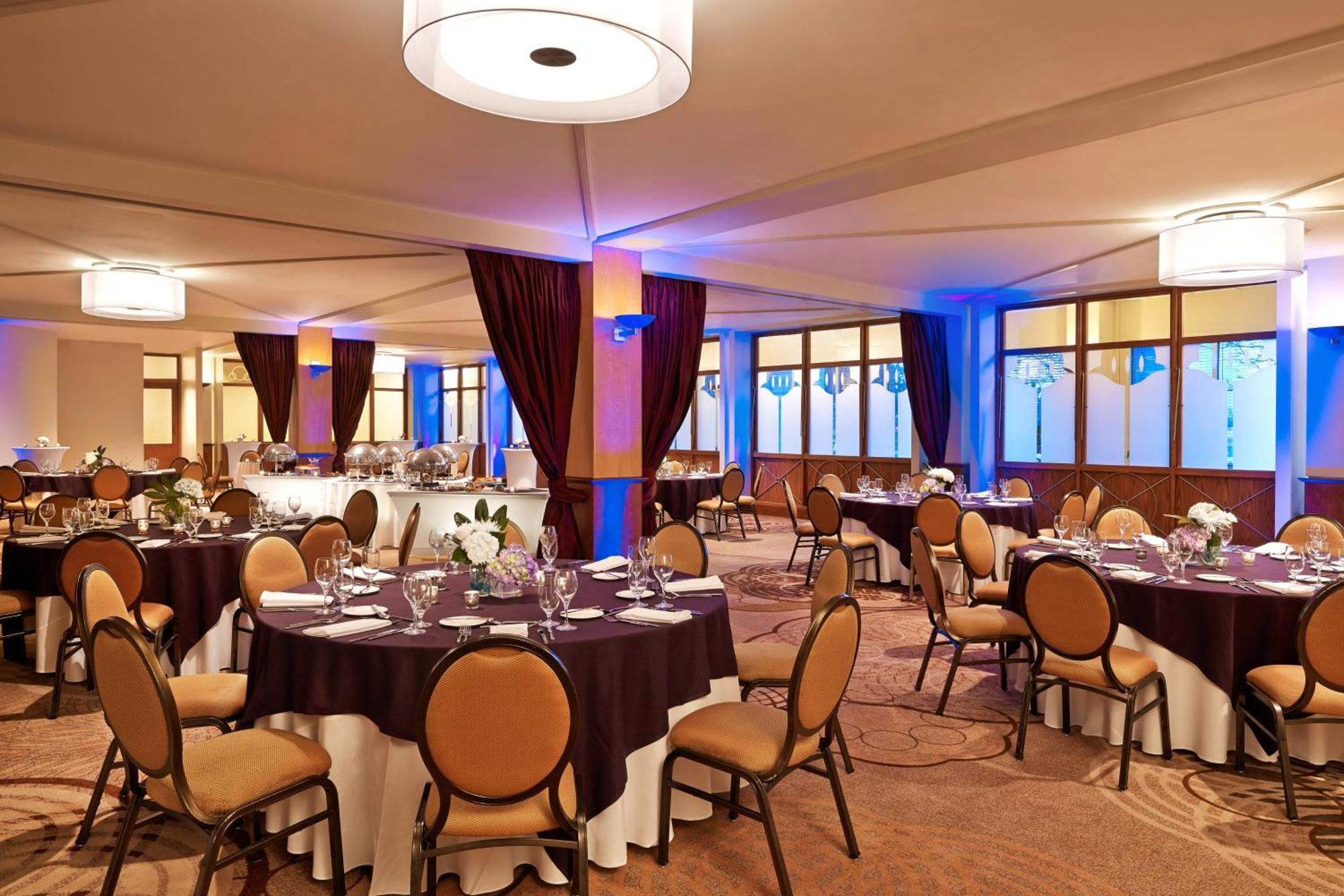 Sheraton Detroit Novi Bagian luar foto